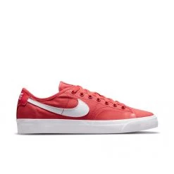 Nike SB Blazer Court