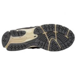 New Balance Athletics 2002R