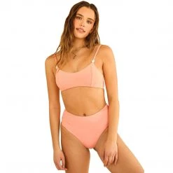 Dippin' Daisy's Sunset Bottom